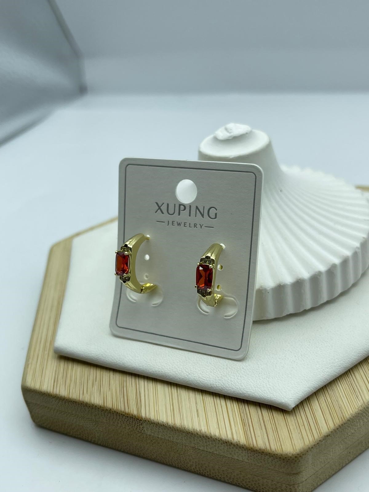 halka kırmızı taşlı xuping gold küpe 26xpkp117