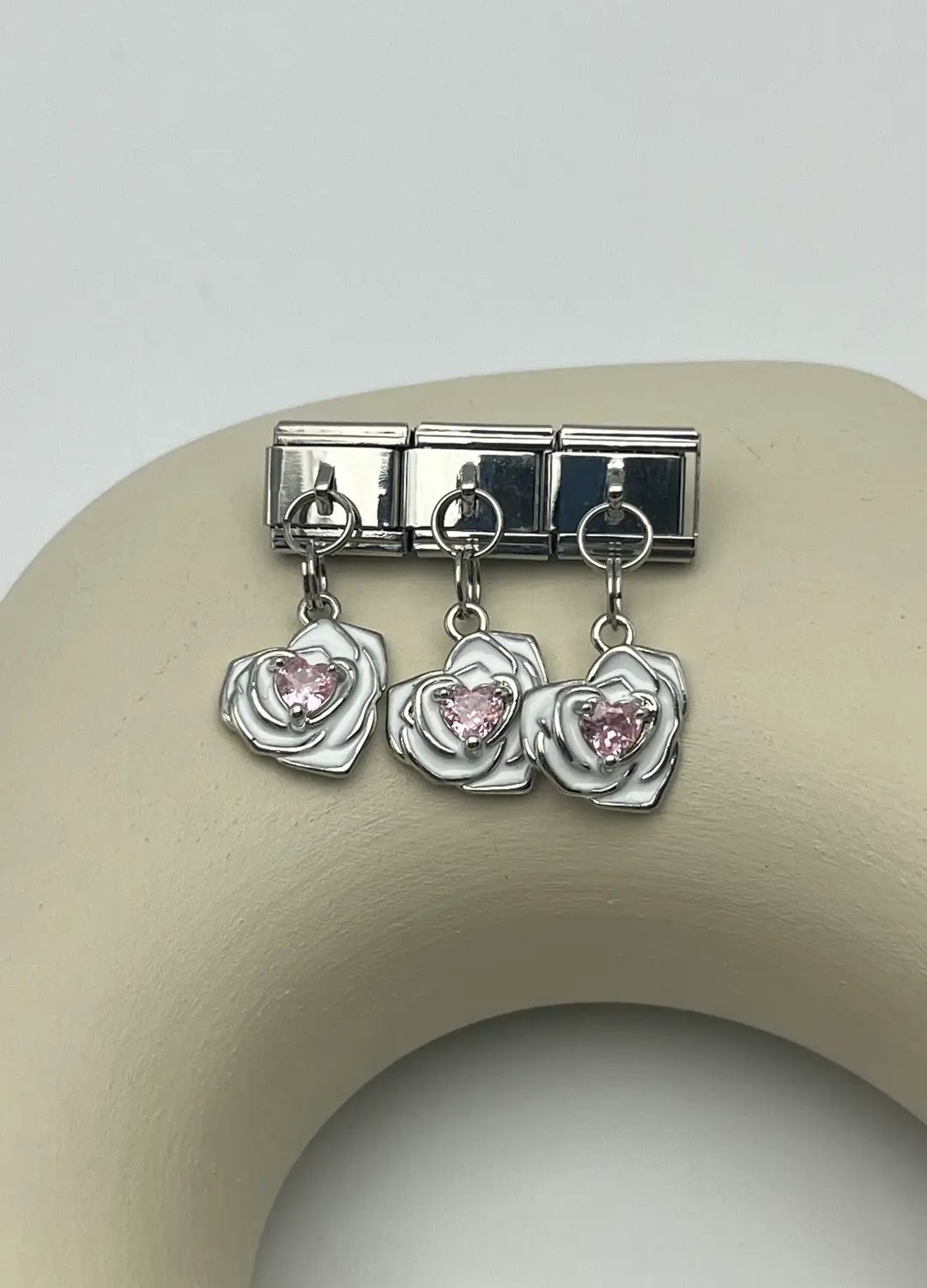 Nomi Charm