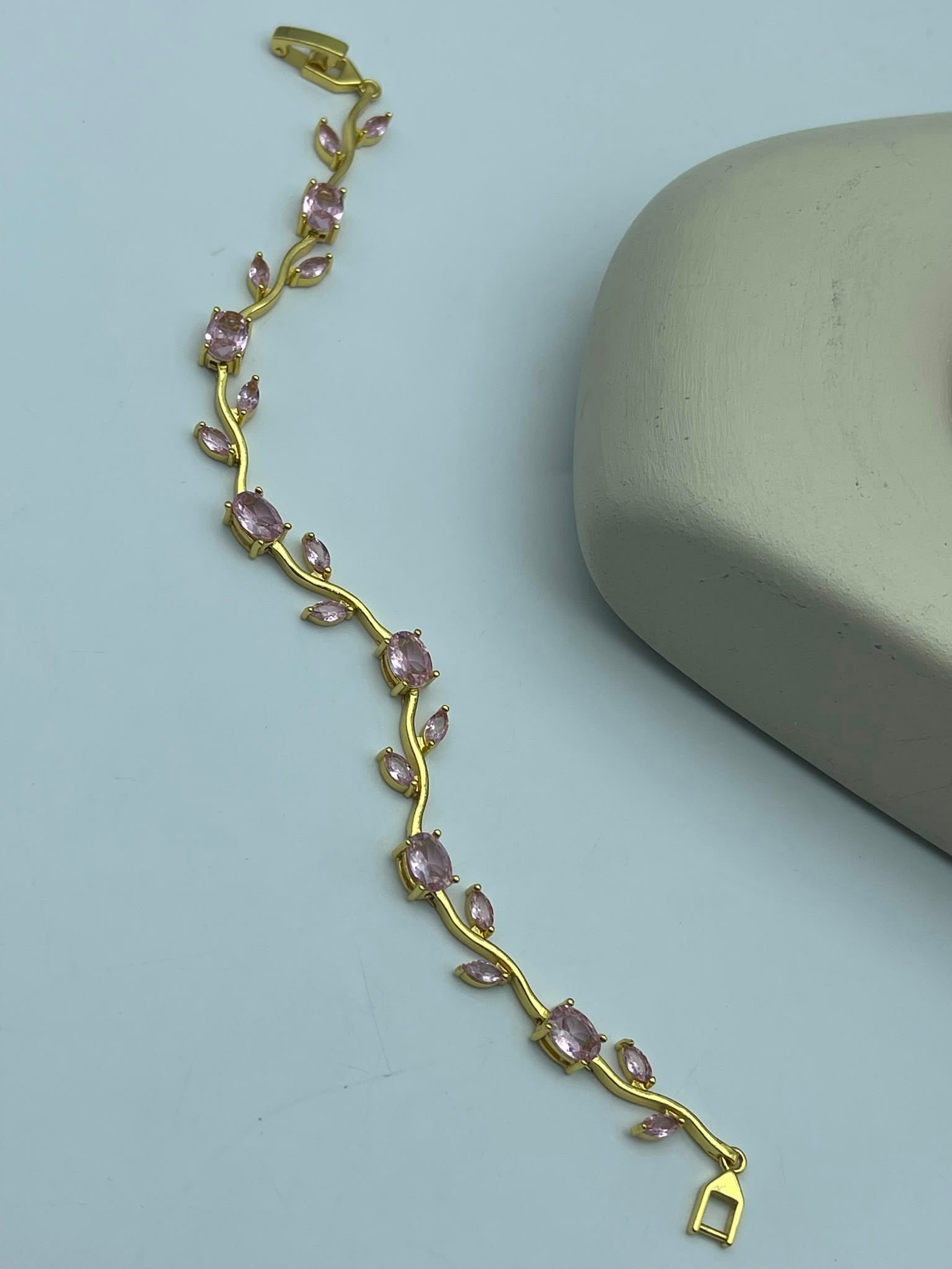Pembe Taşlı Sarmaşık Bileklik - 26blks01