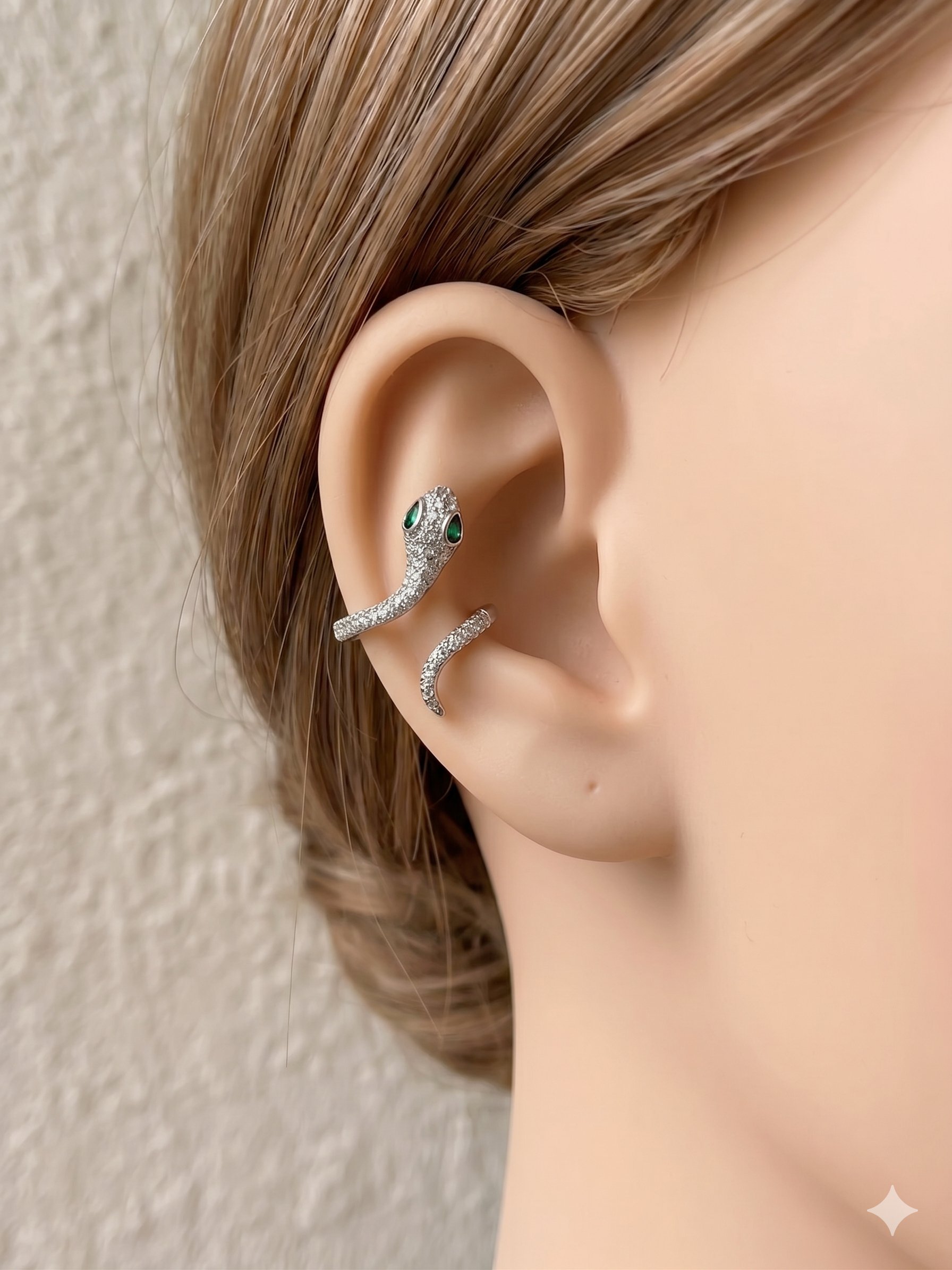 Taşlı Yılan Silver VIP Ear Cuff