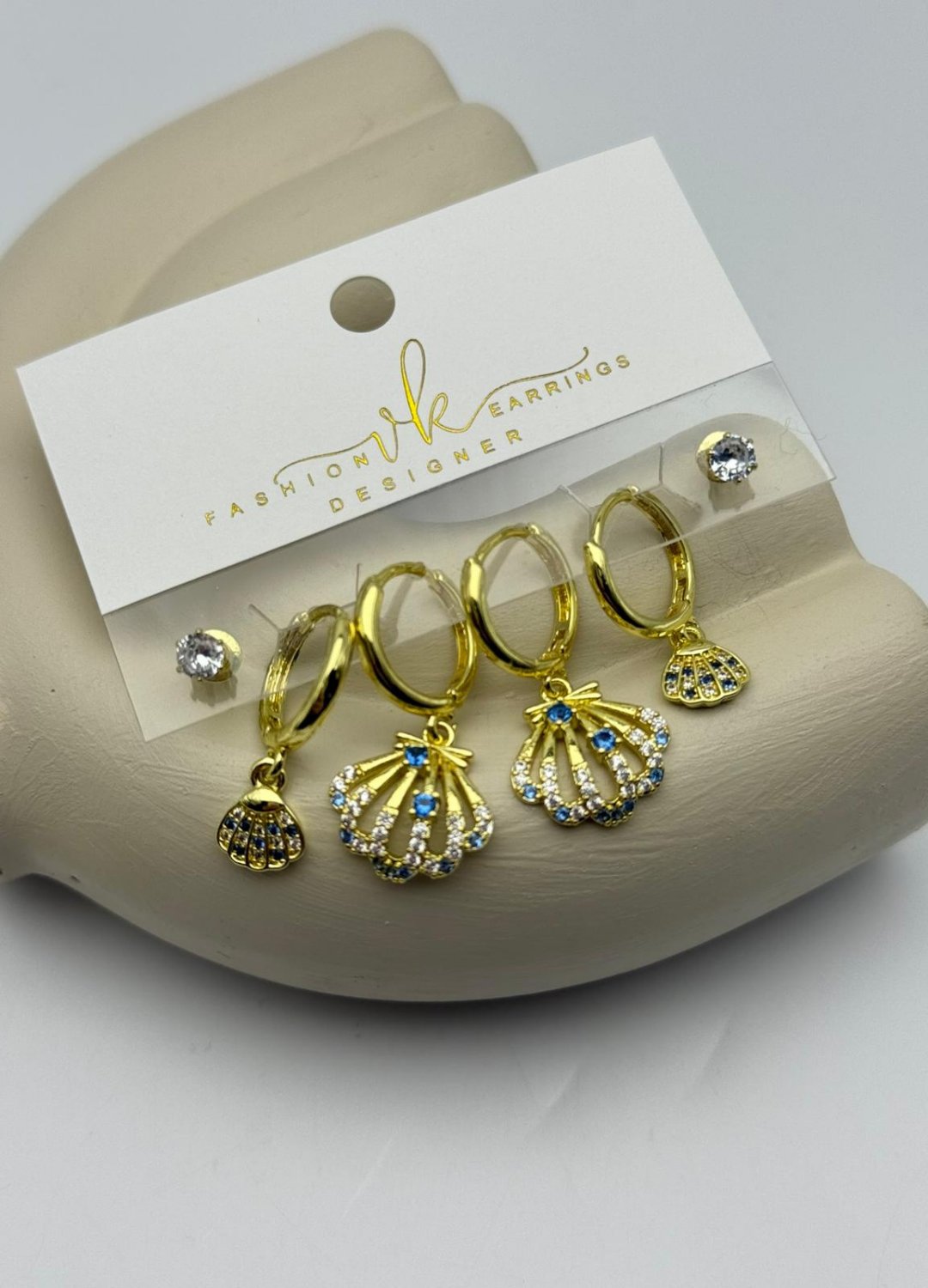 Vip Gold Taşlı Deniz Kabuğu 6'lı Küpe - 26vipkp49