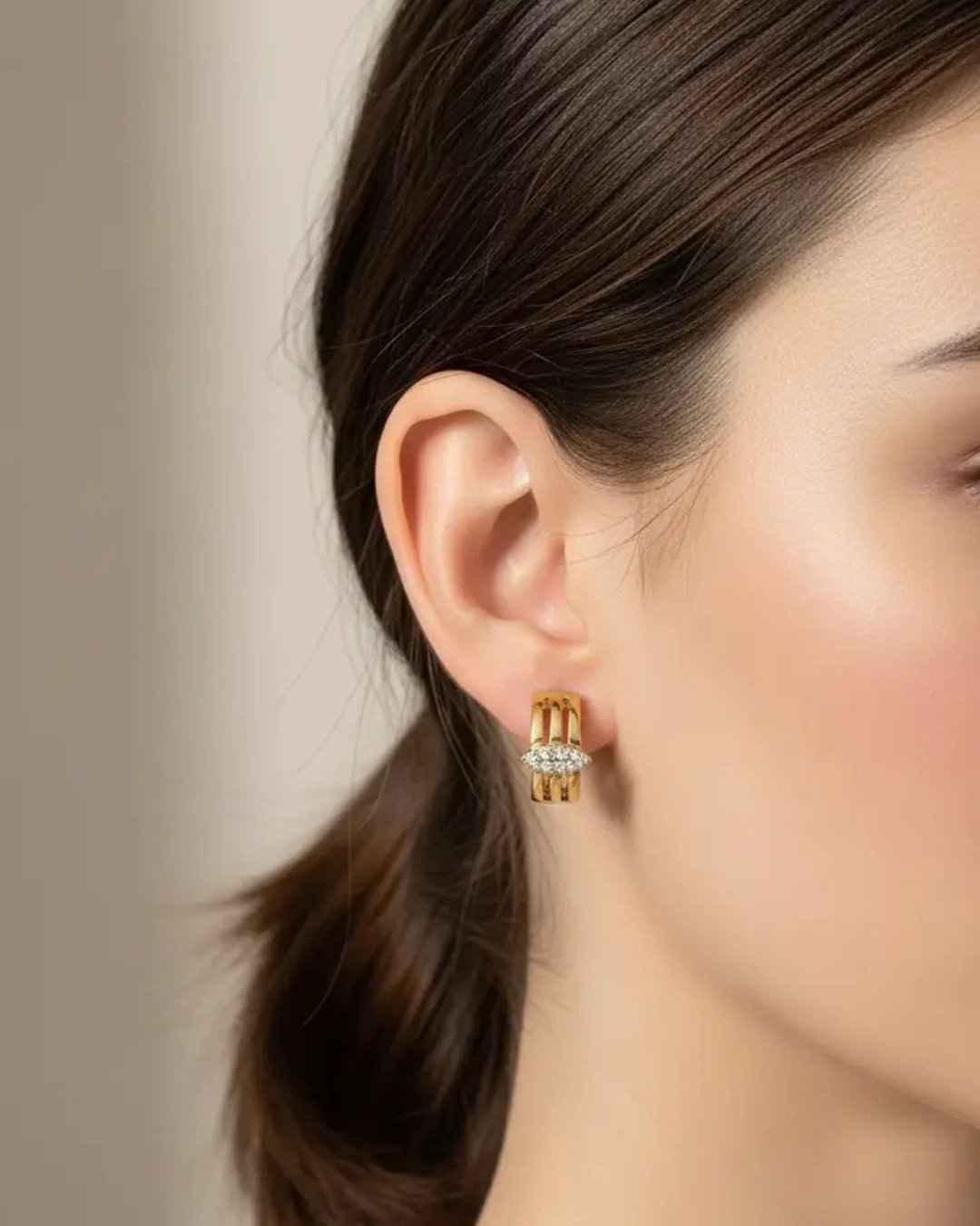 Xuping Gold Taş Detay Halka Küpe - 25-xpkp145