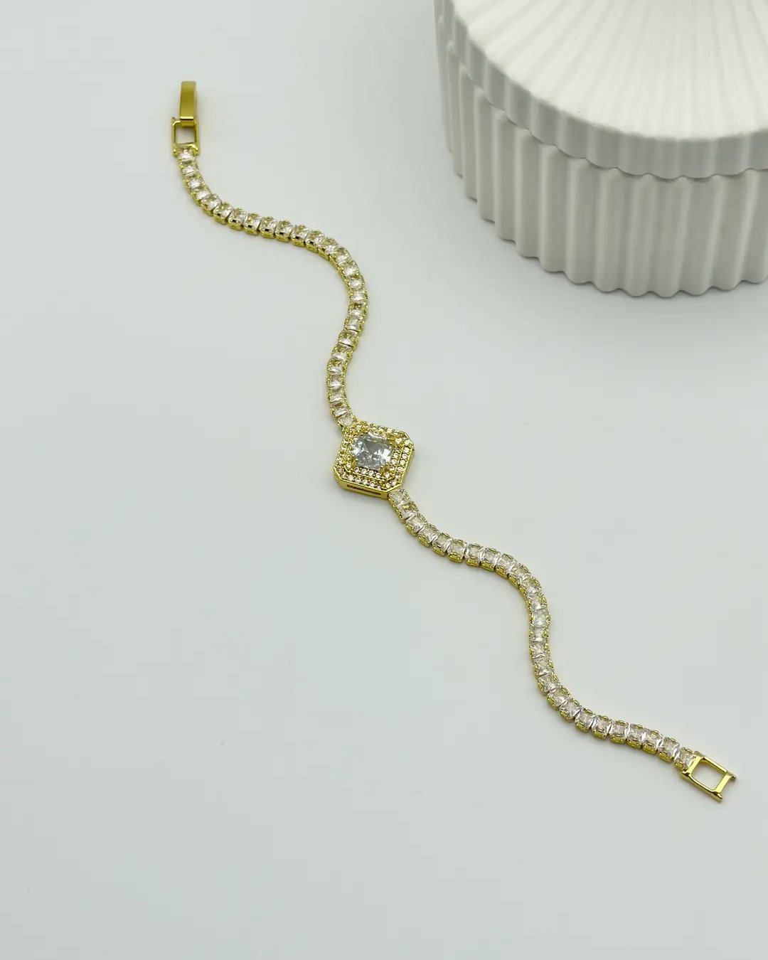 Xuping Ymz Gold Tektaş Su Yolu Bileklik - 25-ymzb119