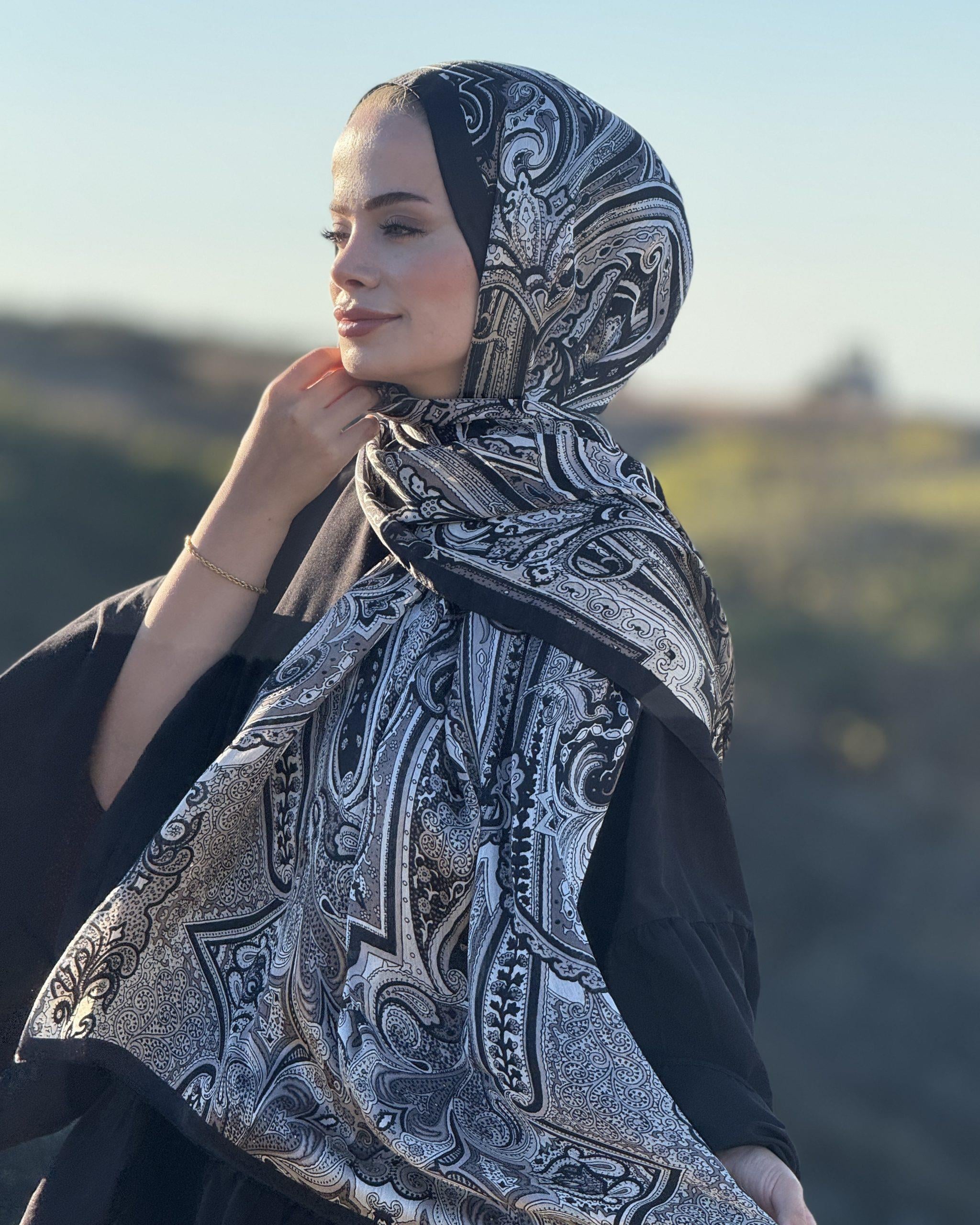 İdol İpek Baskılı Şal- Siyah