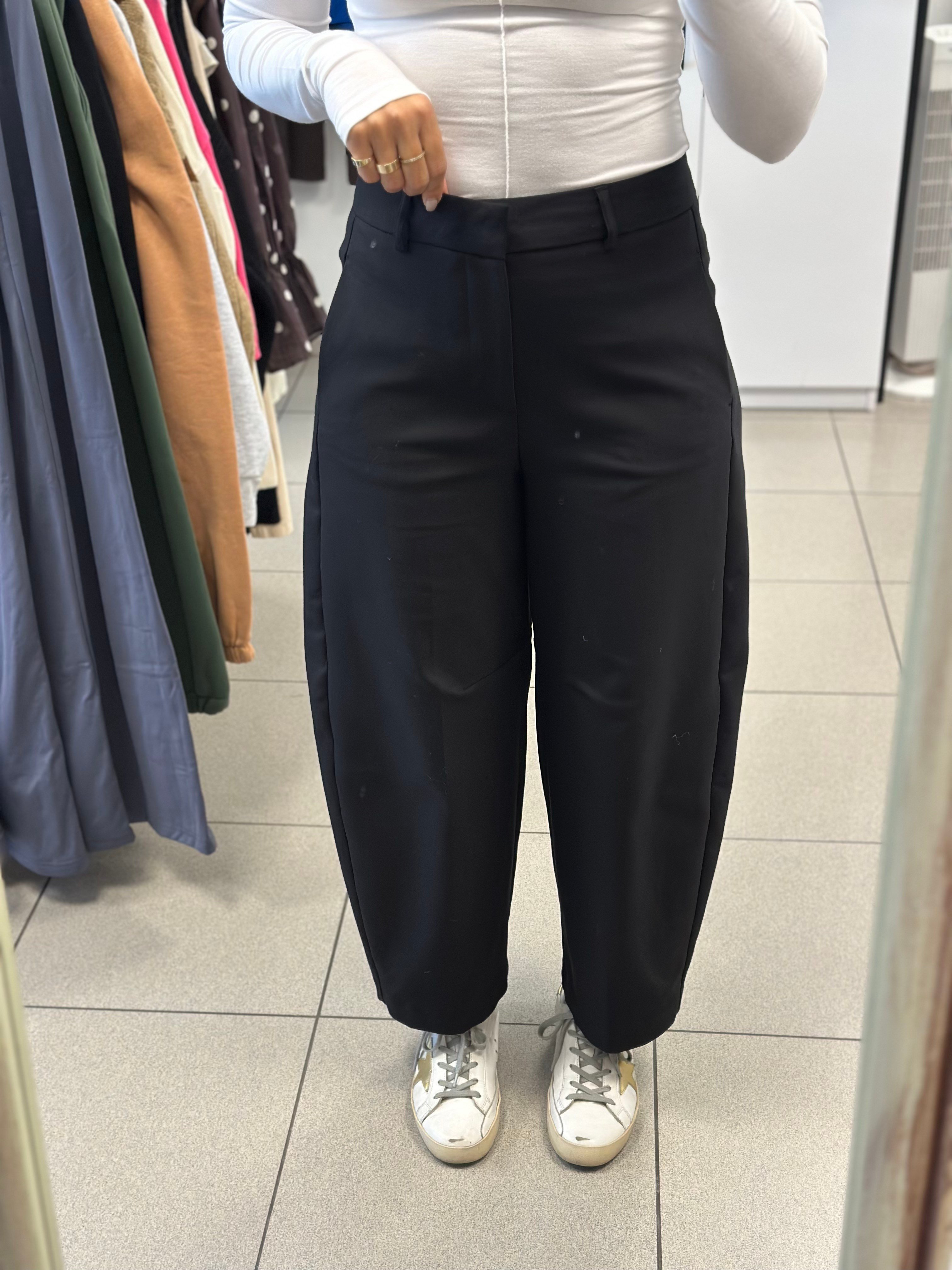 Siyah Barrel Pantolon