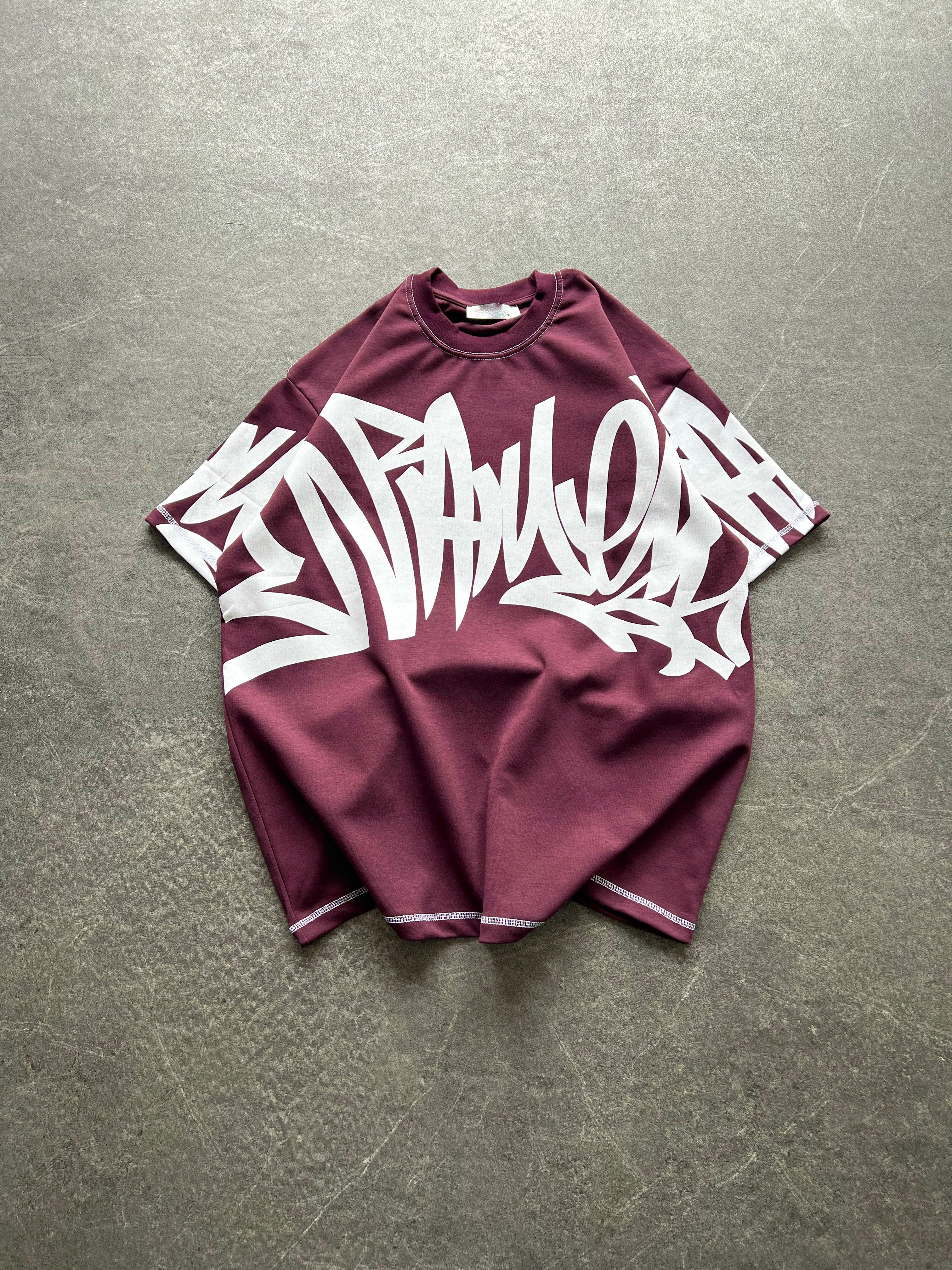 BORDO KARMAŞIK DESENLİ TSHİRT