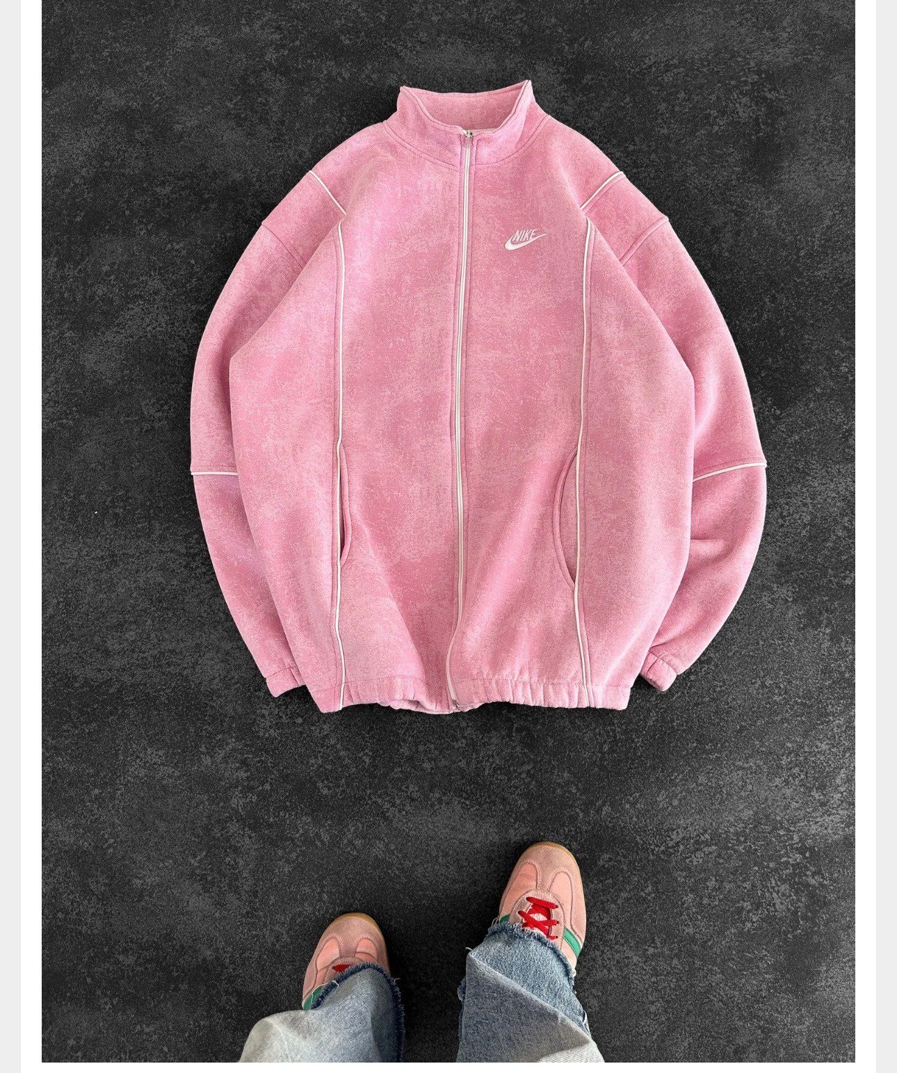 PEMBE ARABİYELİ YIKAMA NİKE HIRKA