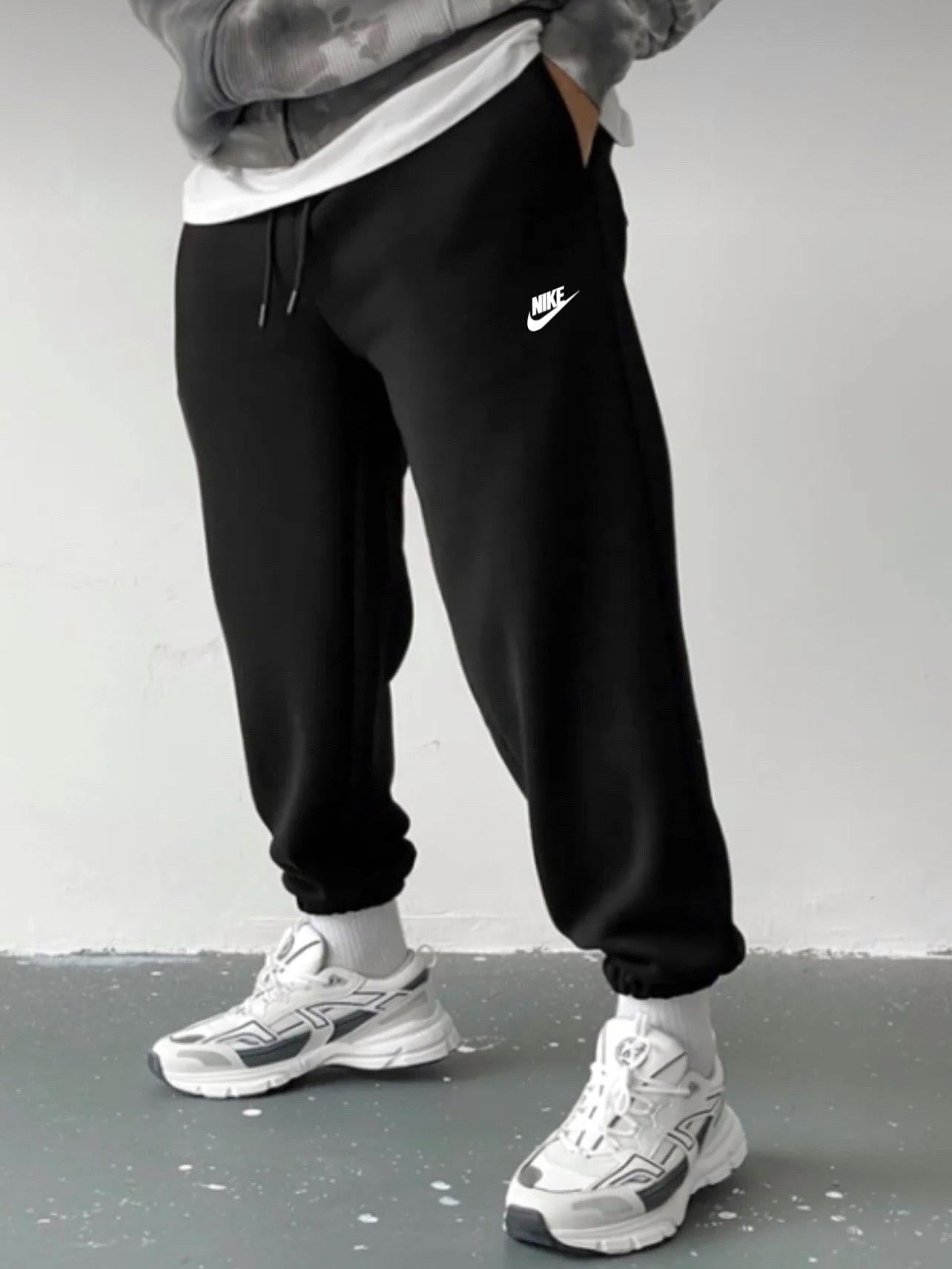 Şardonlu Siyah Lastikli Yazı Nike Eşofman
