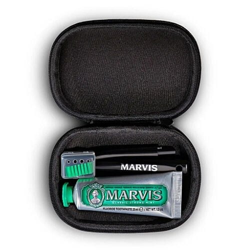 Macun MarvisMarvis Travel Set (Classic Strong Mint 25 mL Diş MMarvis Travel Set (Classic Strong Mint 25 mL Diş Macunu + Diş Fırçası)
