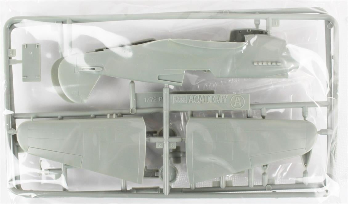 Academy 12456 1/72 Ölçek, Curtiss P-40B Savaş Uçağı, Plastik Model Kiti