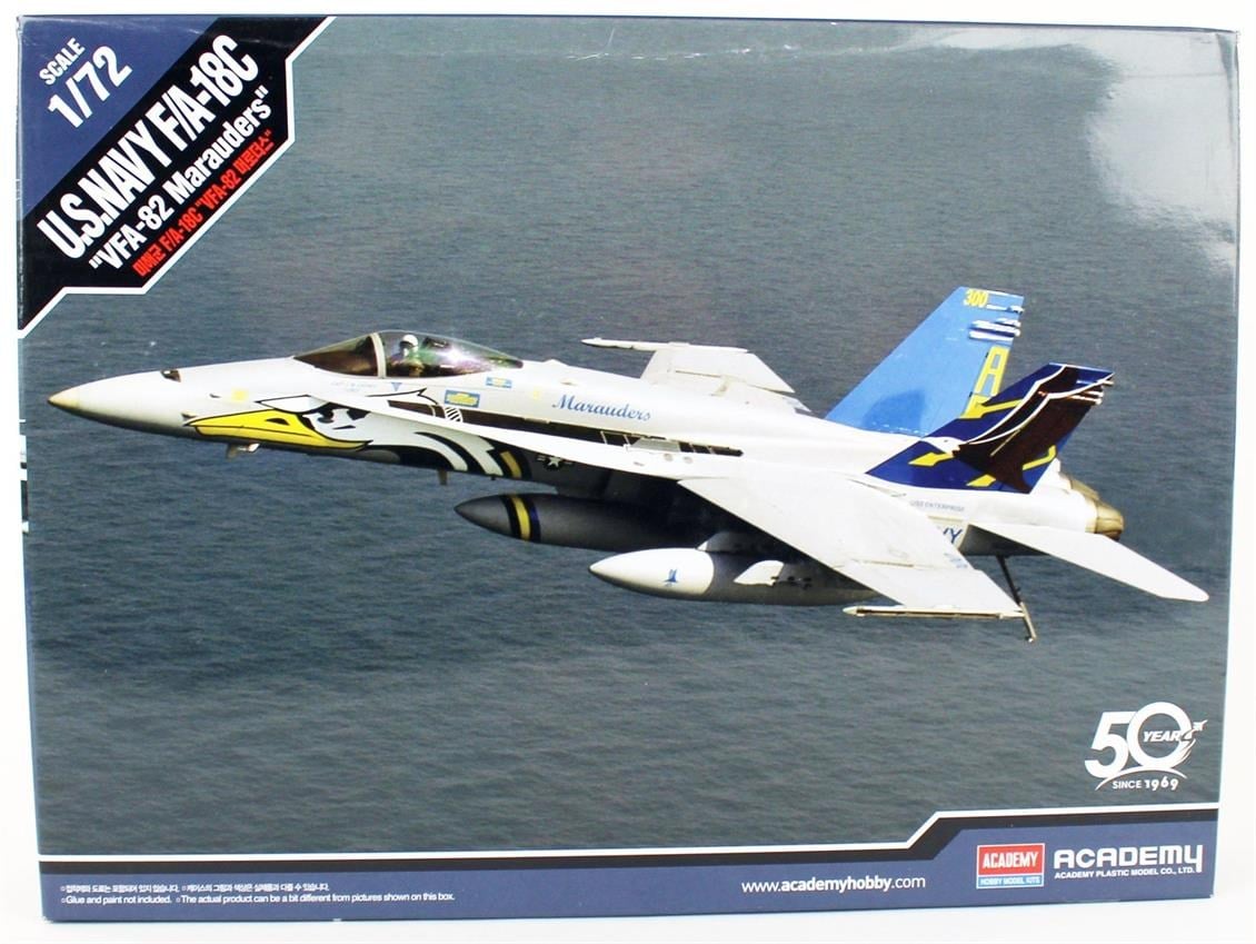 Academy 12534 1/72 Ölçek, U.S. Navy F/A-18C (VFA-82 Marauders) Savaş Uçağı, Plastik Model Kiti