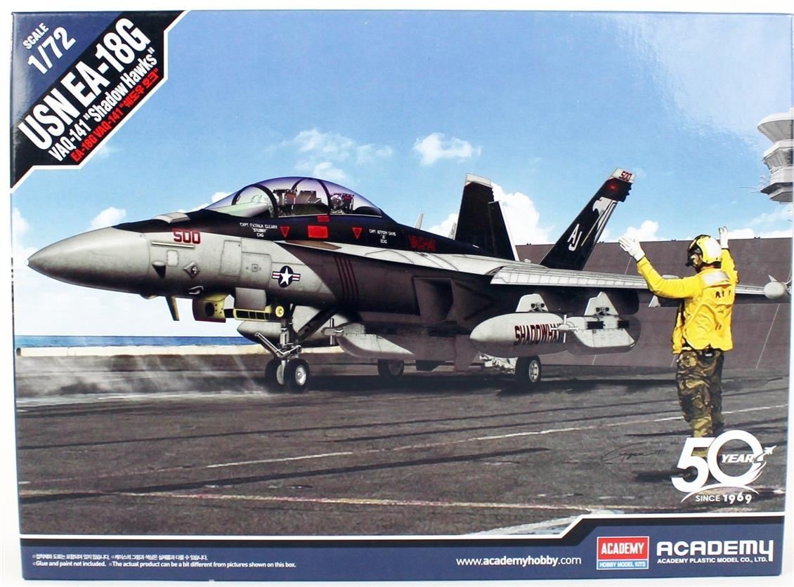 Academy 12560 1/72 Ölçek, EA-18G VAQ-141 (Shadowhawks) Savaş Uçağı, Plastik Model Kiti