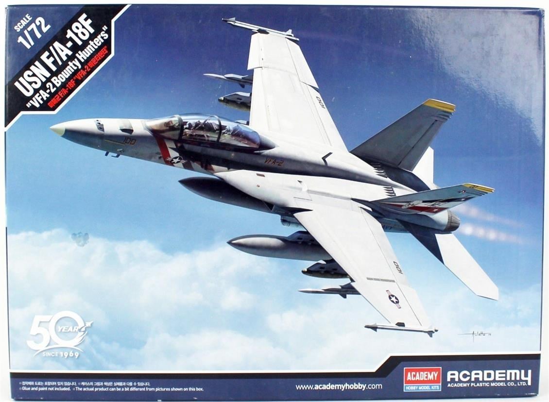 Academy 12567 1/72 Ölçek, USN F/A-18F (VFA-2 Bounty Hunters) Savaş Uçağı, Plastik Model Kiti
