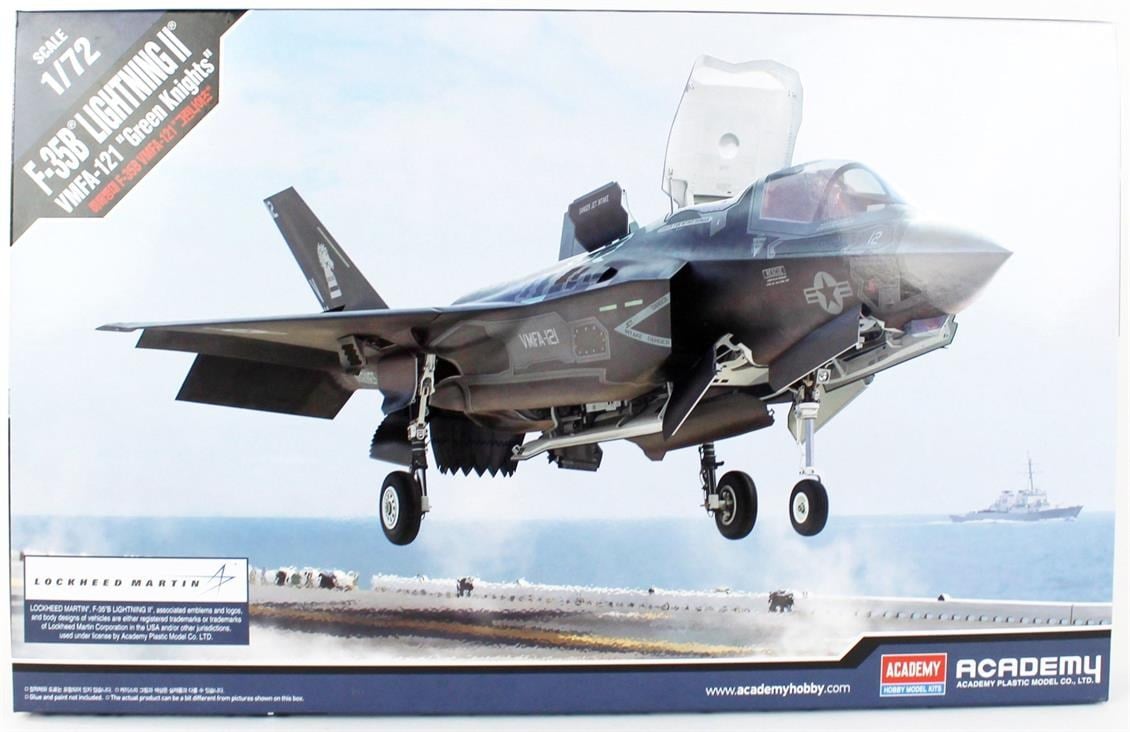 Academy 12569 1/72 Ölçek, F-35 B Lightningh II VMFA-121 (Yeşil Şövalyeler) Savaş Uçağı, Plastik Model Kiti
