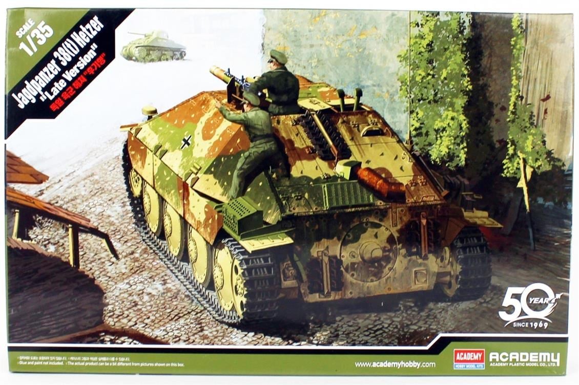 Academy 13230 1/35 Ölçek, HETZER Alman Tank Avcısı Jagdpanzer 38(t) Geç Dönem Tankı , Plastik Model Kiti