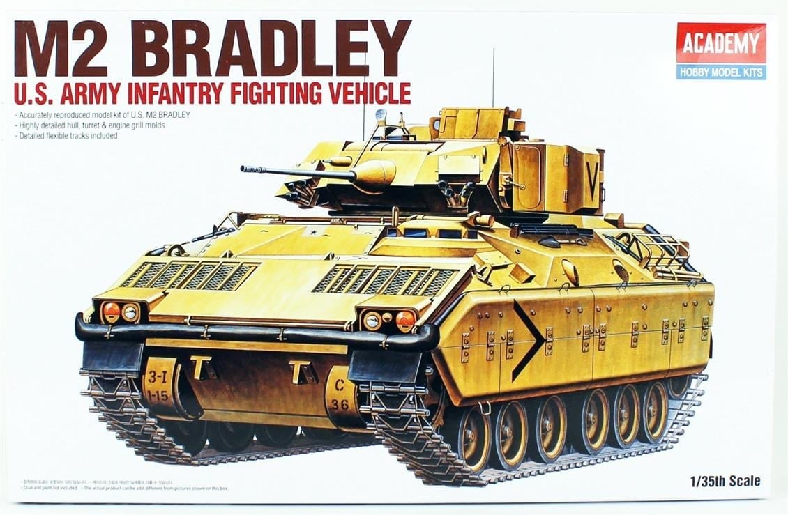 Academy 13237 1/35 Ölçek, M2 Bradley Amerikan Zırhlı Personel Taşıyıcı, Plastik Model Kiti