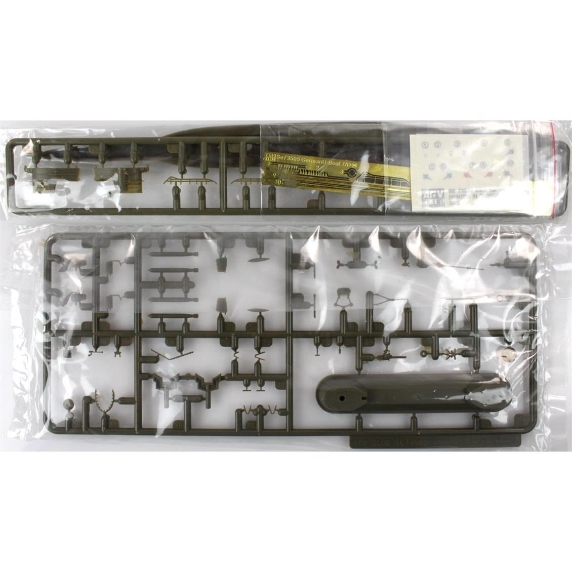 AFV Club SE73505 1/350 Ölçek, German U-Boat Type VII D Mayın İmha Denizaltısı, Plastik Model kiti