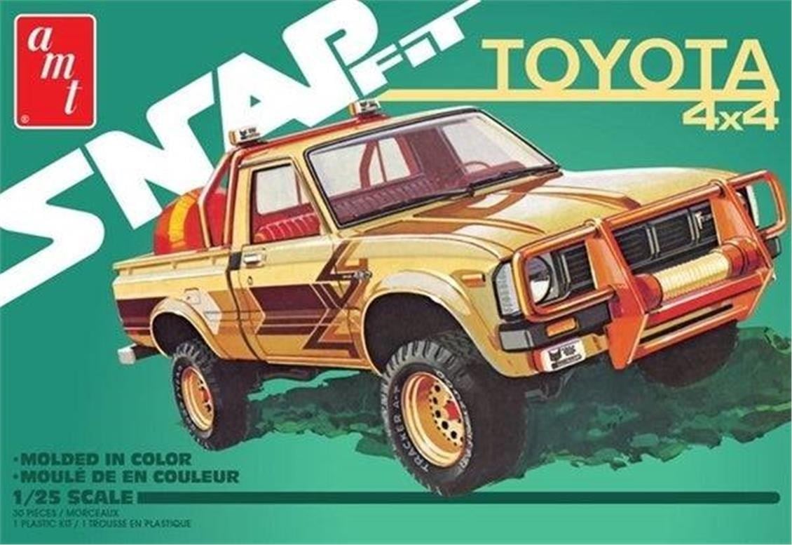 AMT 1114M 1/25 Ölçek, 1980 Toyota Hilux SR5 Pickup (Snap Kit), Plastik Kamyonet Maketi