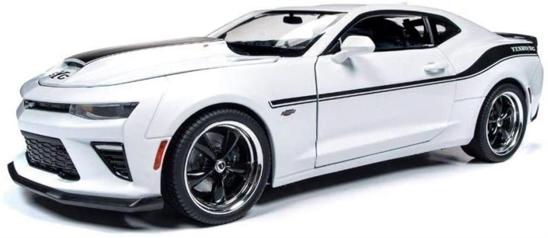 Autoworld 253 1/18 Ölçek, 2018 Chevrolet Camaro Yenko s/c, Beyaz, Sergilemeye Hazır Metal Araba Modeli