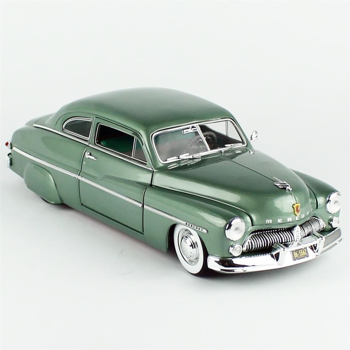AutoWorld AW318 1/18 Ölçek, 1949 Mercury Eight Coupe, Berwick Green, Sergilemeye Hazır Metal Araba Modeli