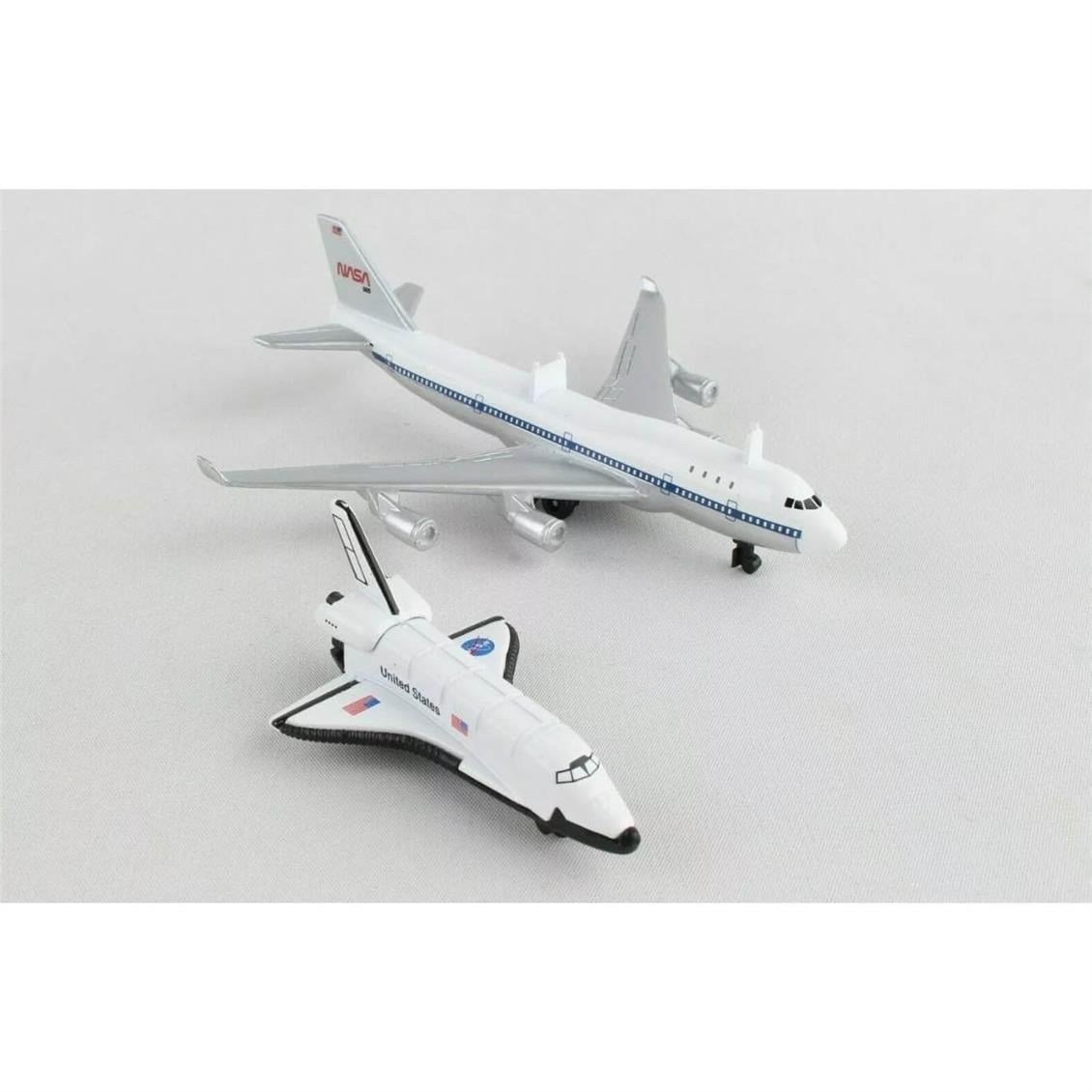 Daron 86RT-38142 Boeing 747 Mekik Taşıma Uçağı ve Orbiter Uzay Mekiği, Metal Gövde, Plastik Kanatlar, Sergilemeye Hazır Model Y