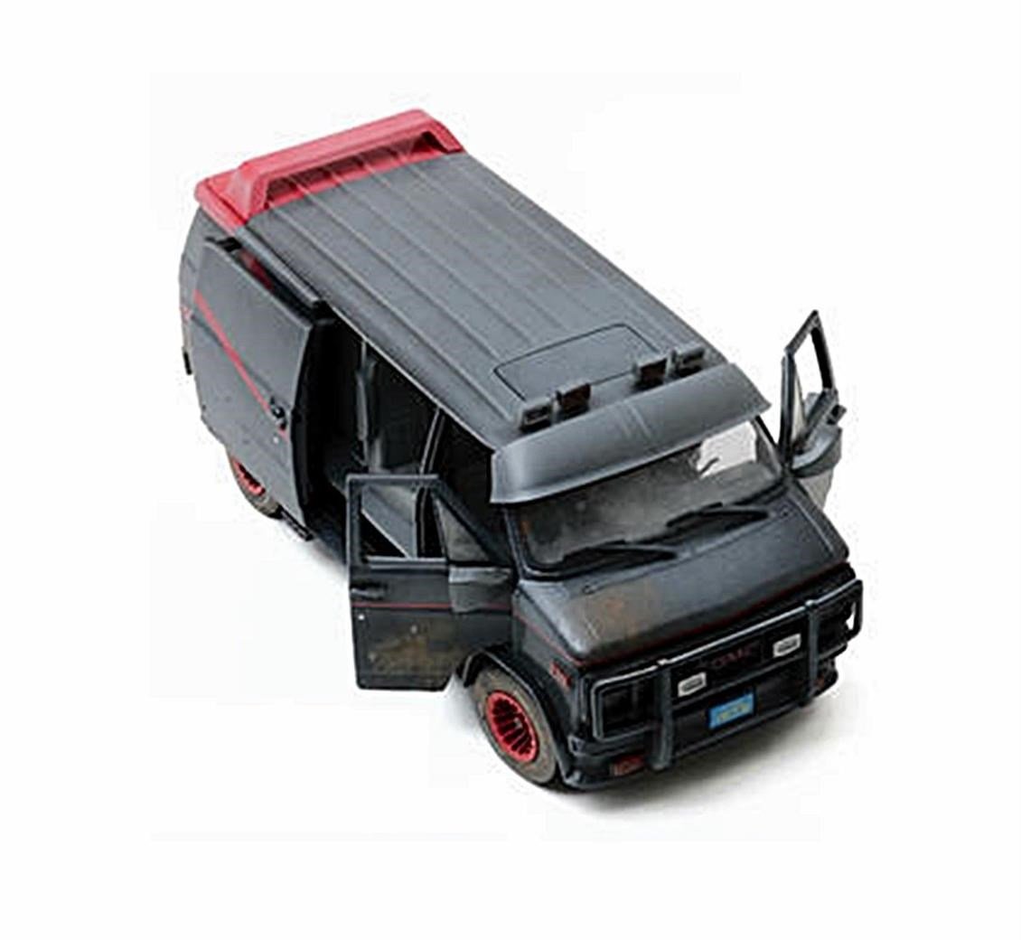 GreenLight 13567 1/18 Ölçek, 1983 GMC Vandura (A Team 1983-87 TV Seri), Gri-Siyah, Sergilemeye Hazır Metal Araba Modeli