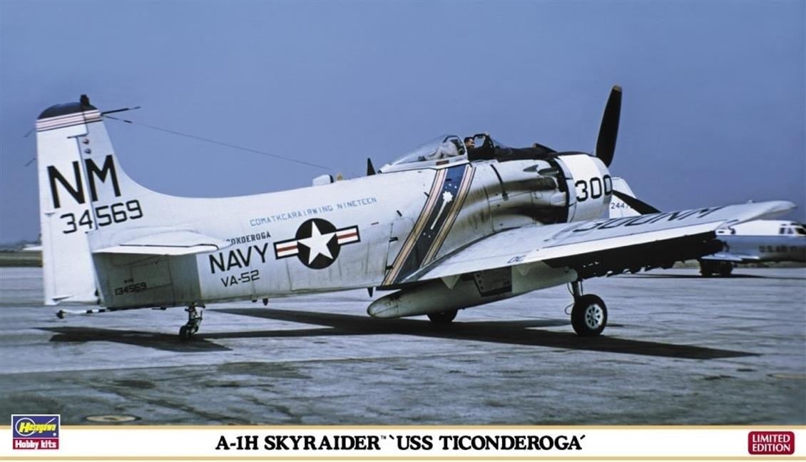 Hasegawa 2262 1/72 Ölçek, A-1H Skyraider (USS Ticonderoga) (Limited Edition), Savaş Uçağı Plastik Model Kiti