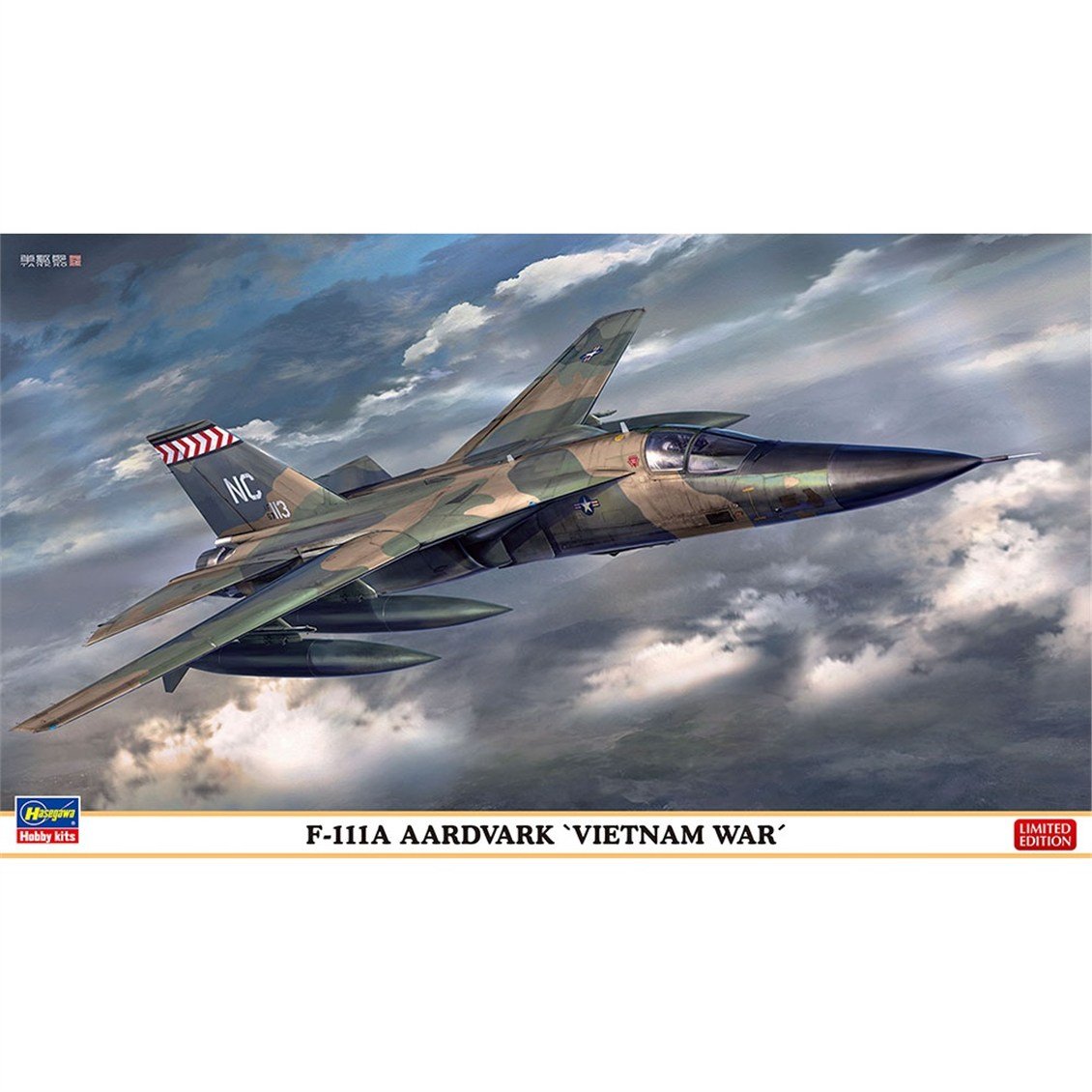 Hasegawa 2441 1/72 Ölçek, F-111A Aardvark (Vietnam War) Savaş Uçağı Plastik Model Kiti