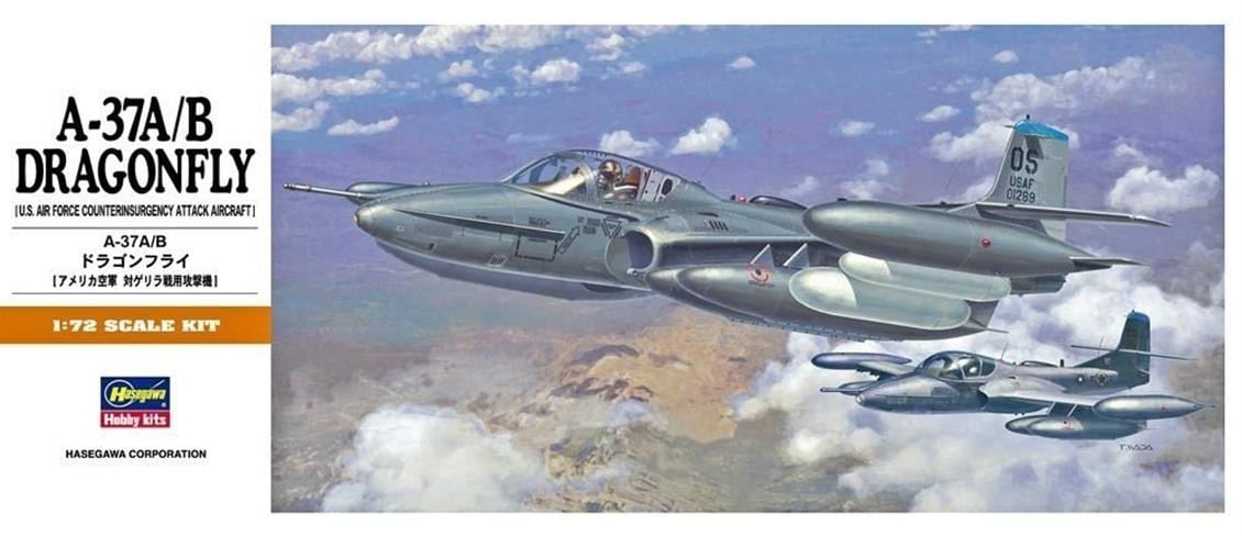 Hasegawa A12 142 1/72 Ölçek, A-37 A/B Dragonfly, Savaş Uçağı Plastik Model Kiti