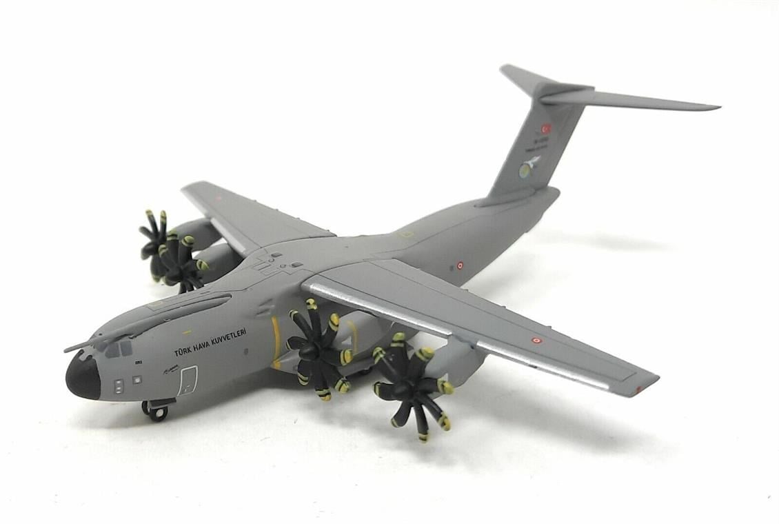 Herpa 535656 1/500 Ölçek, A400M Atlas Turkish AF 221. Filo, Metal, Sergilemeye Hazır Model Araç