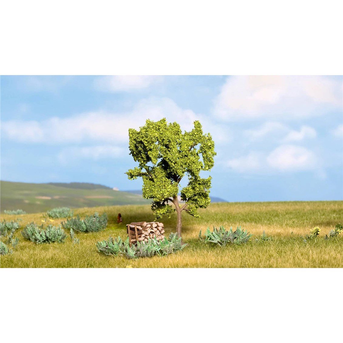 Noch 21600 Meyvalı Armut Ağacı, 7.5 cm. Diorama Malzemesi