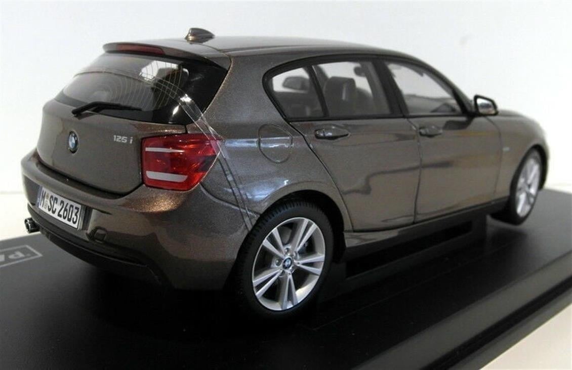 Paragon 97006 1/18 Ölçek, BMW F20 (1.Seri) Sparkling Bronze Sergilemeye Hazır Metal Araba Modeli