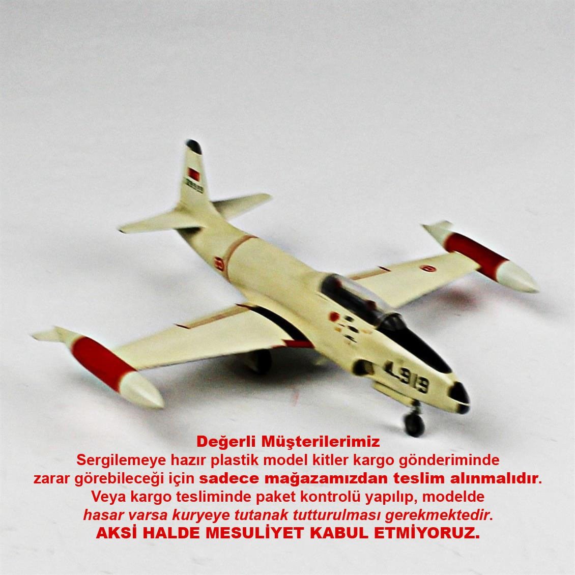 QD066 1/72 T-33A Shooting Star Sergilemeye Hazır Plastik Uçak Modeli