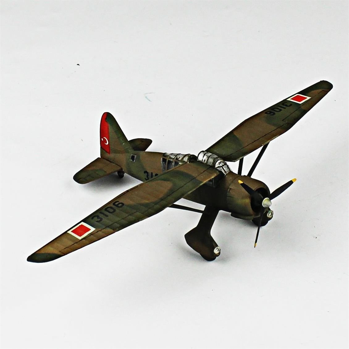 QD105 1/72 Lysander Sergilemeye Hazır Plastik Uçak Modeli