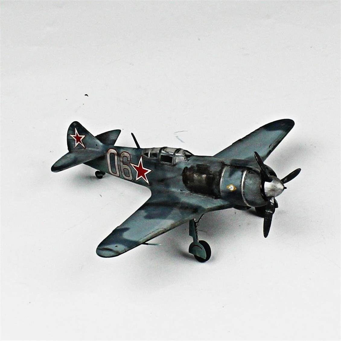 QD129 1/72 YAK-3 Sergilemeye Hazır Plastik Uçak Modeli