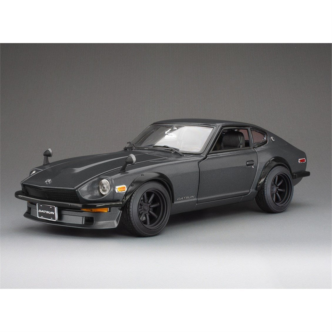 Sunstar 3517 1/18 Ölçek, 1971 Datsun 240Z, Koyu Gri, Sergilemeye Hazır Metal Araba Modeli