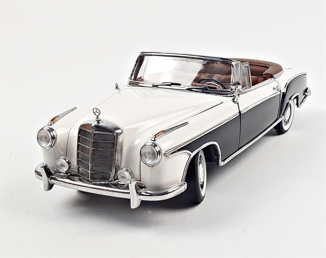 Sunstar 3576 1/18 Ölçek, 1958 Mercedes Benz 220SE Open Convertible, Siyah/Bej, Sergilemeye Hazır Metal Araba Modeli