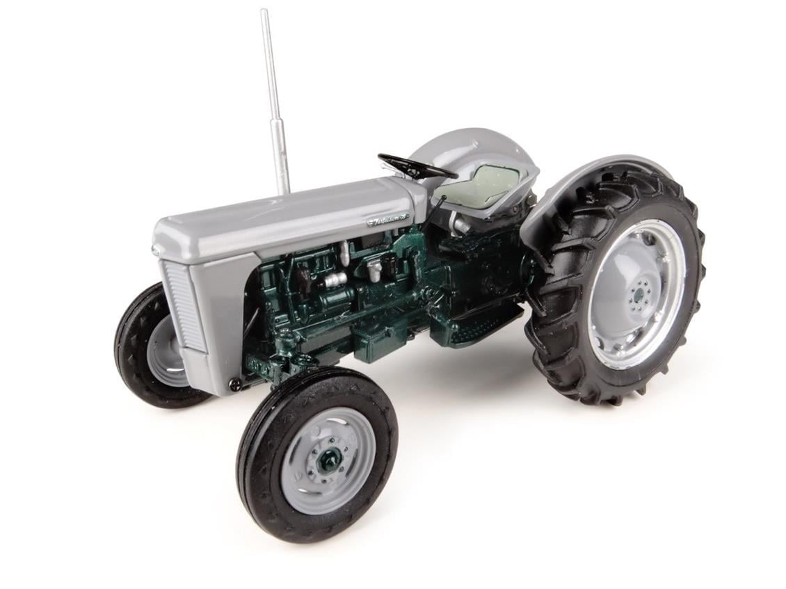 Universal Hobbies UH4988 1/32 Ölçek, Ferguson TO 35 (Launch Edition) Traktör, Sergilemeye Hazır Metal Tarımsal Makina Modeli