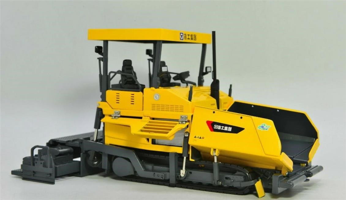 Yagao RP1256 1/35 Ölçek, XCMG Asfalt Döküm Aracı-Sergilemeye Hazır Metal Model