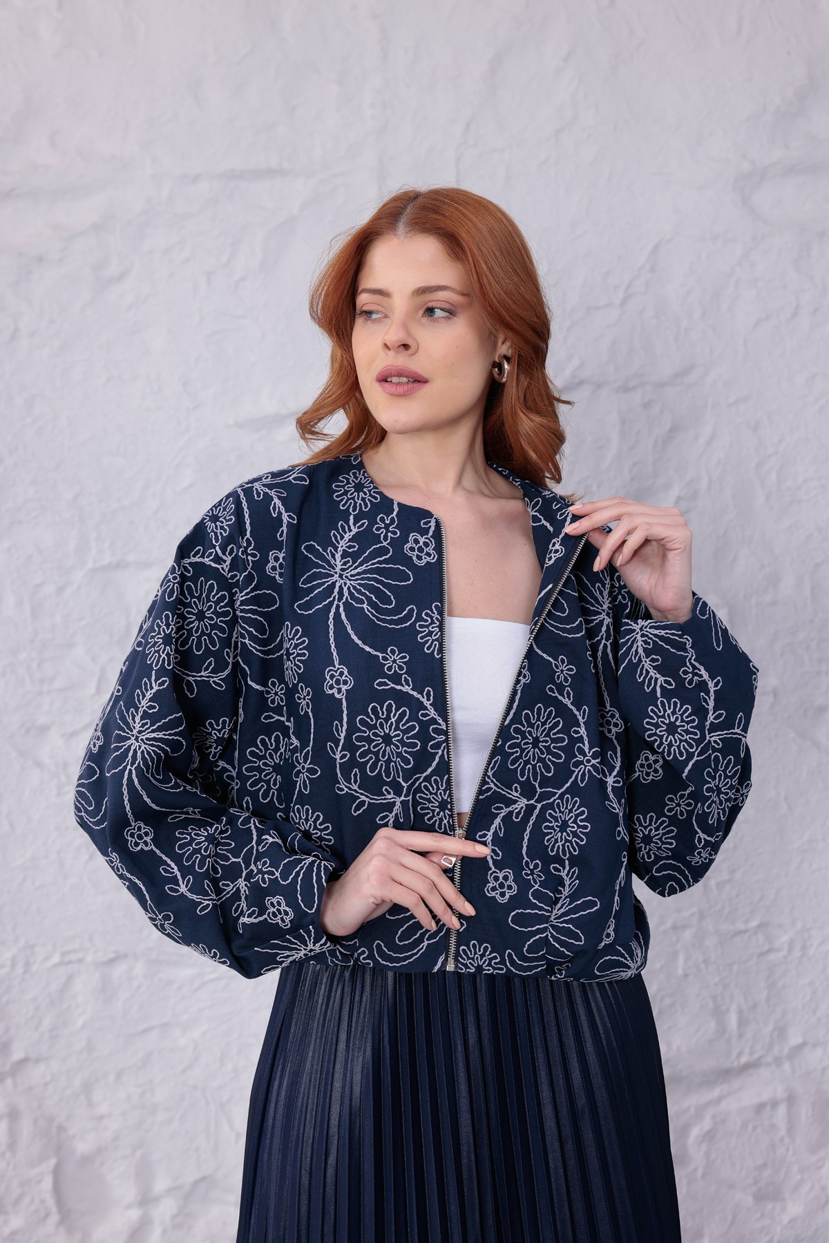 Nakış Detaylı Crop Ceket Lacivert