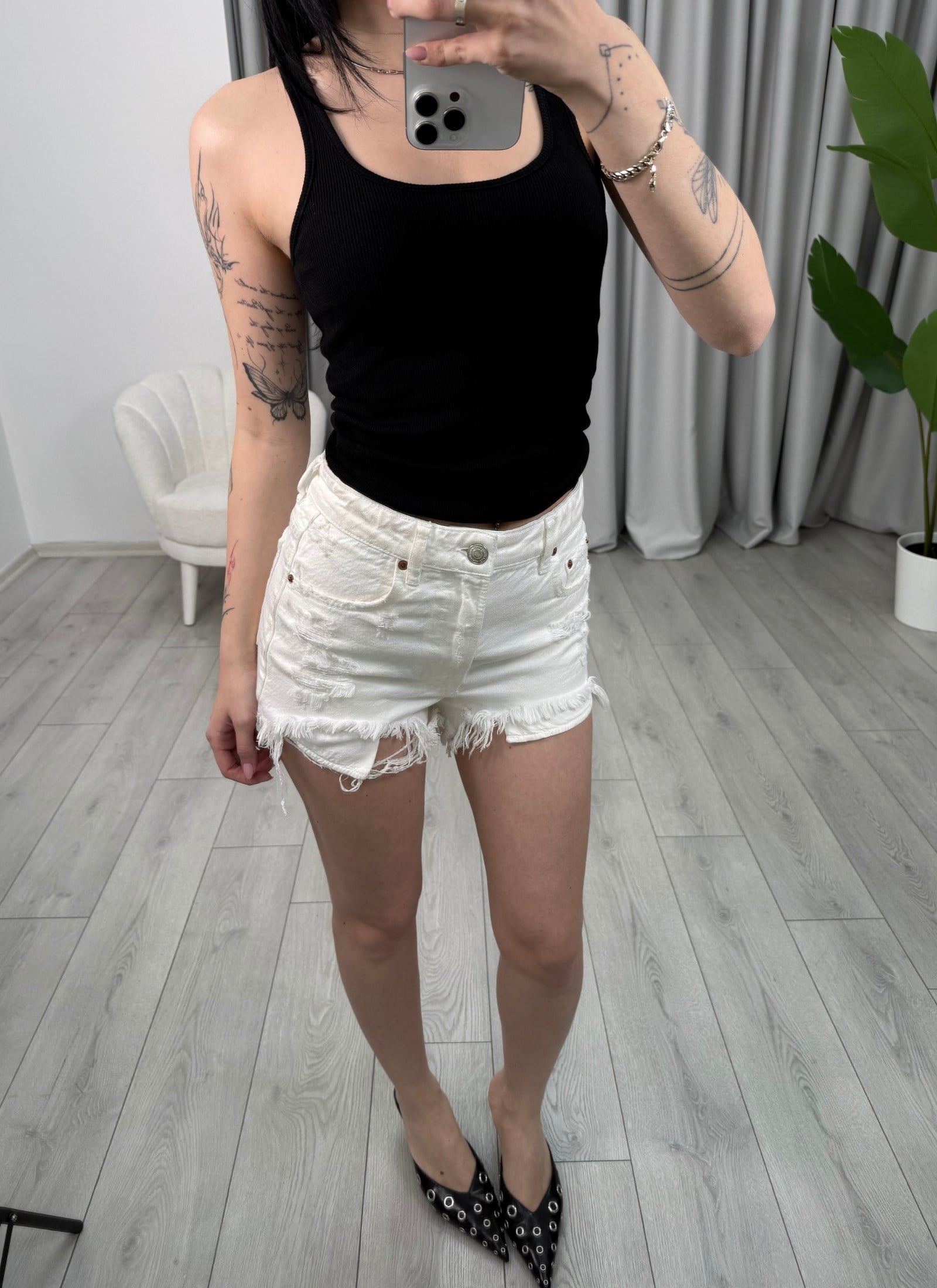 Layla Şort Beyaz