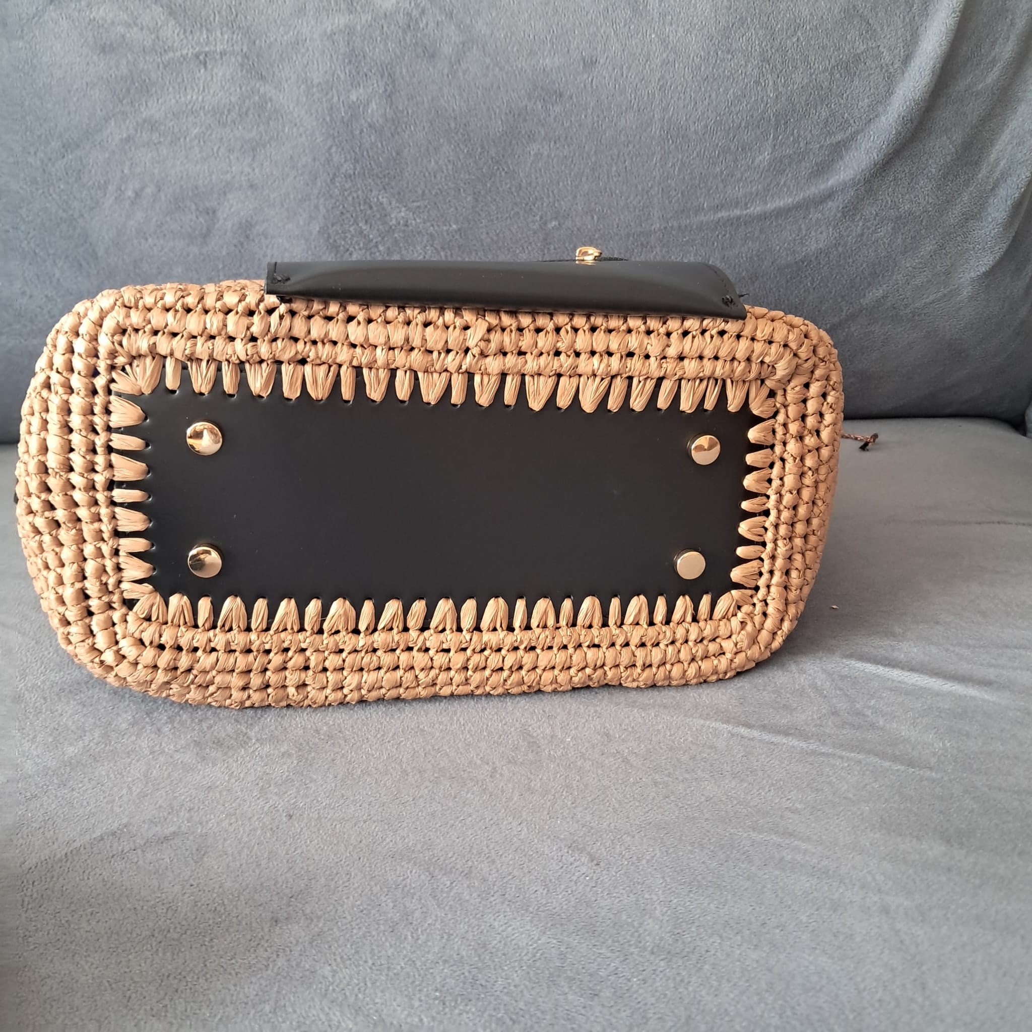 Önden cepli paradise çanta