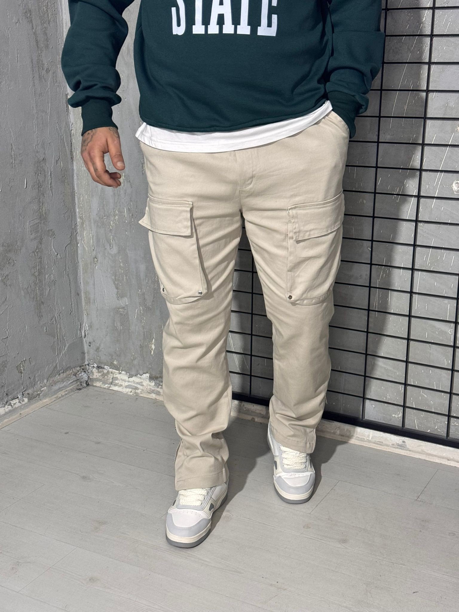 Krem Rengi Cepli Pantalon