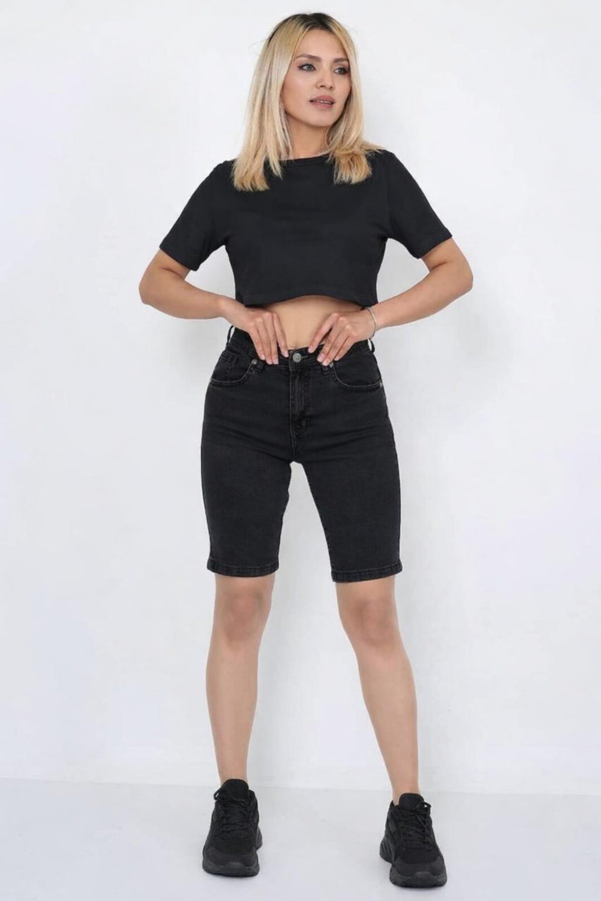Kadın Denim Likralı Şort- Siyah