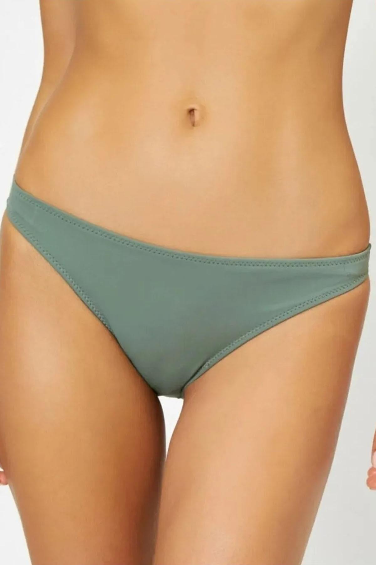 Klasik Bikini Altı