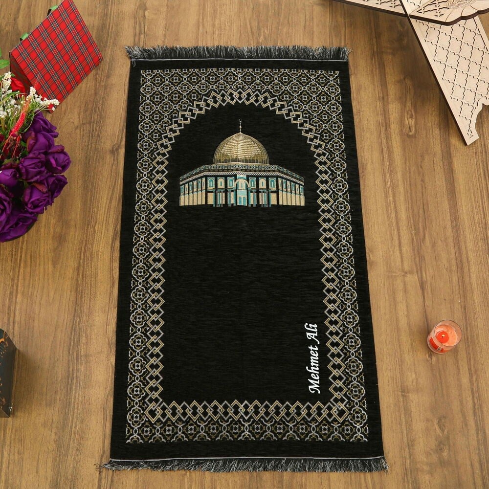 İsme Özel Kubbetüs Sahra Lüks Şönil Seccade Siyah (66x117cm) 485gr