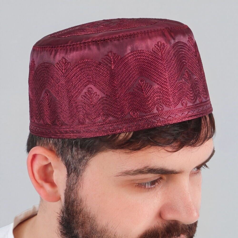 Mevlidhan Namaz Takkesi Topbaş Hafız Nakış İşlemeli Bordo