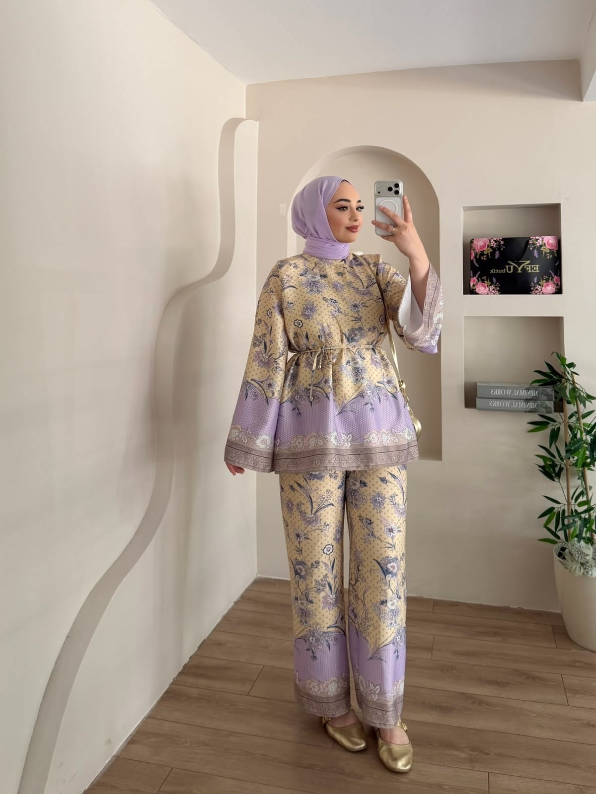 Ahenk Desenli Saten Takım