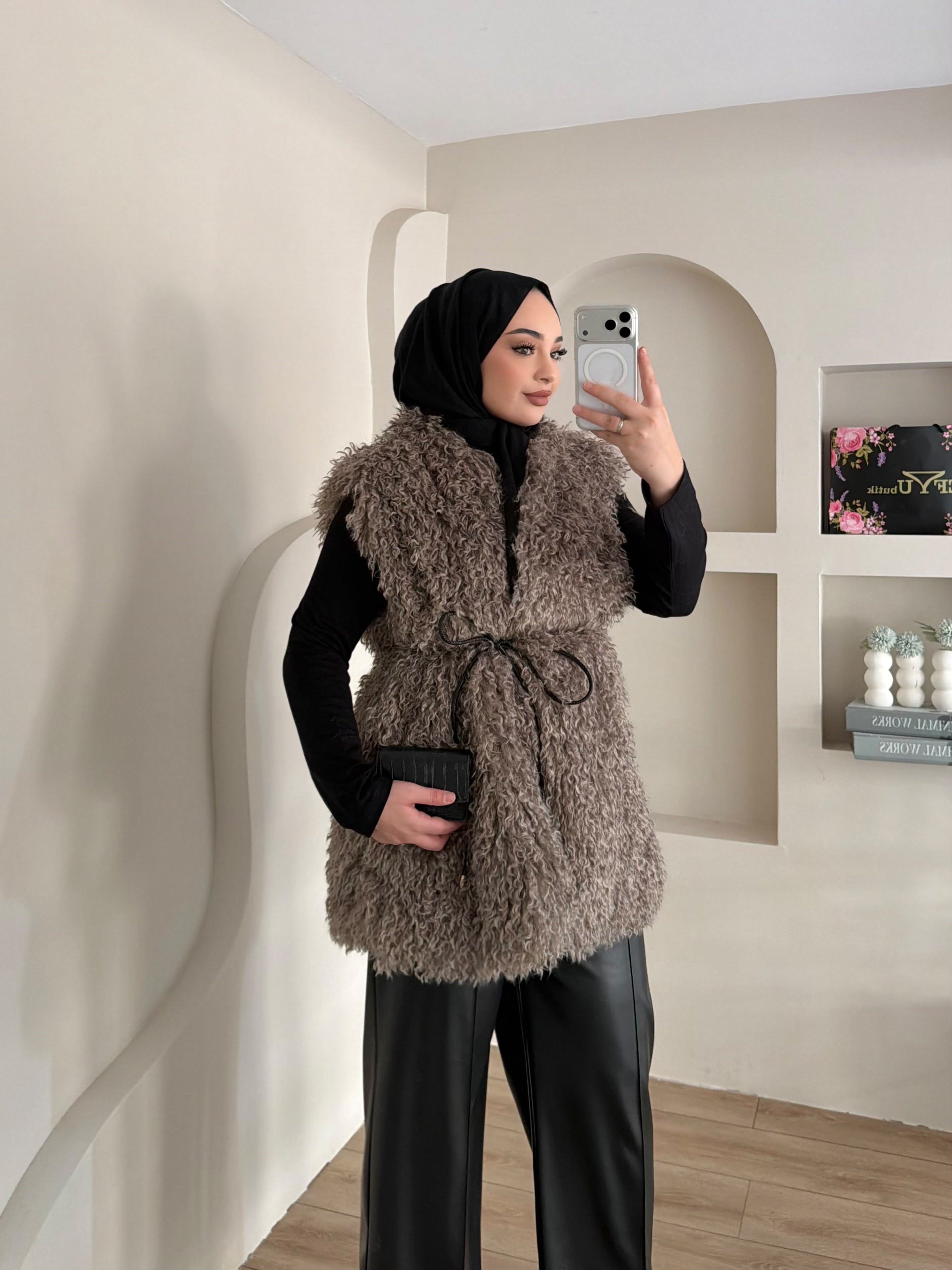 Curly Peluş Yelek