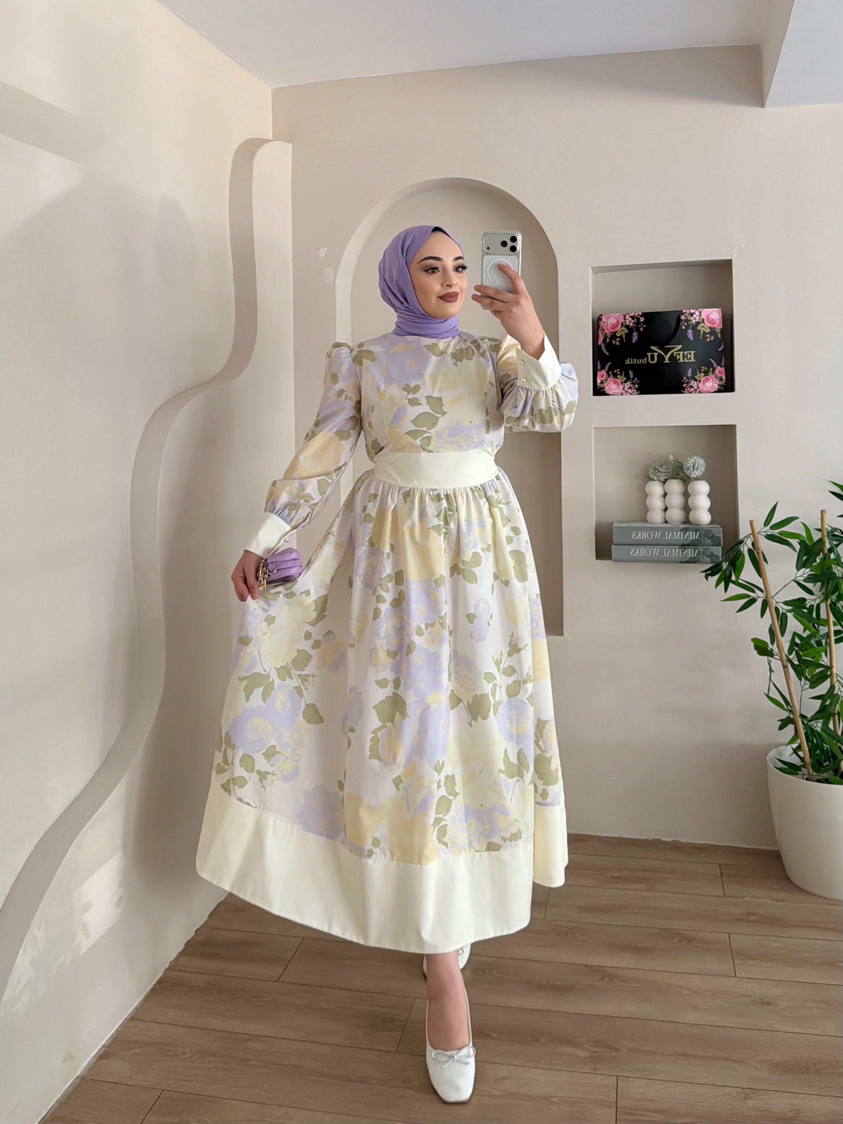 Esin Desenli Elbise